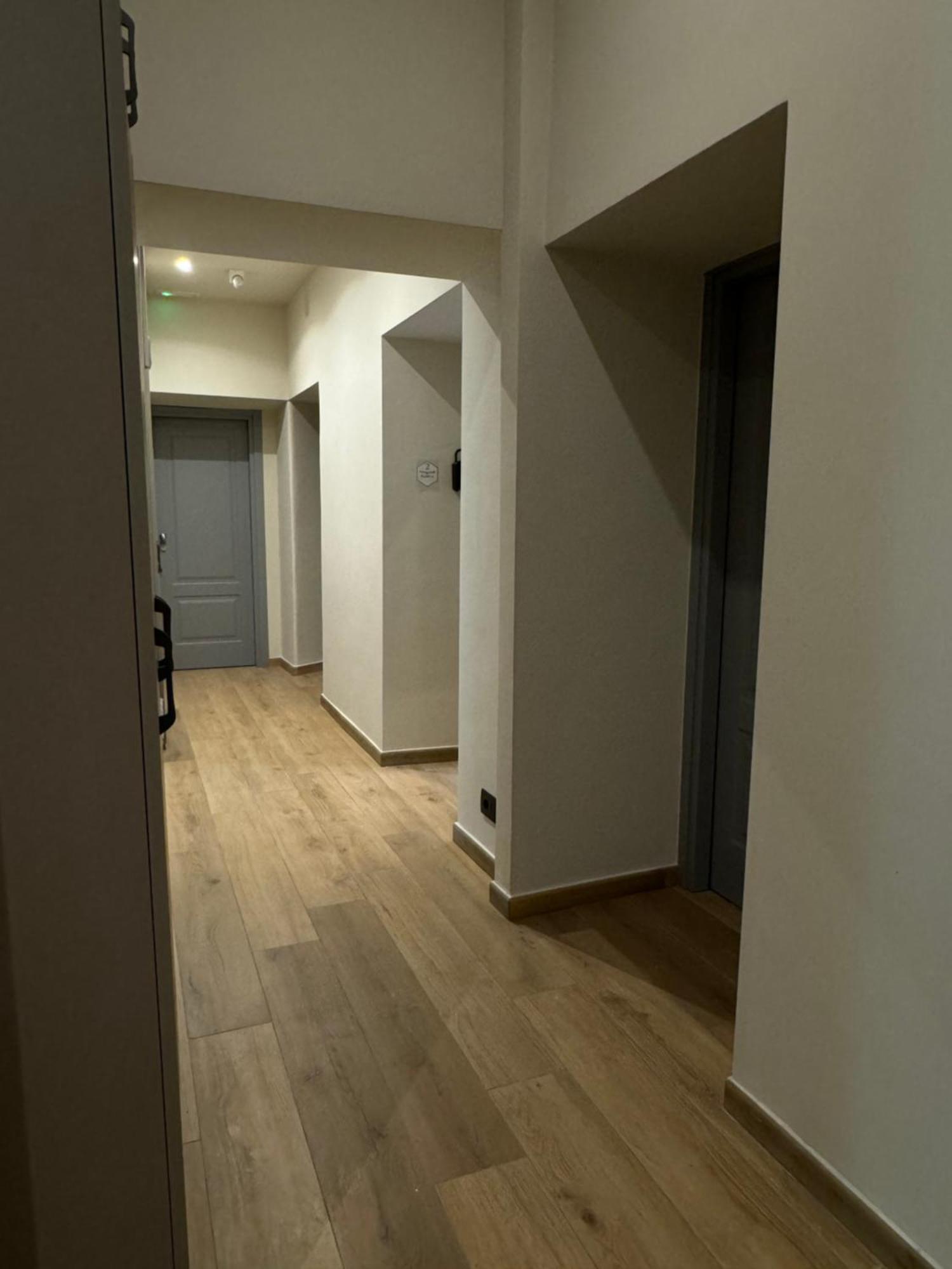 Honeycomb Guesthouse Рим Экстерьер фото